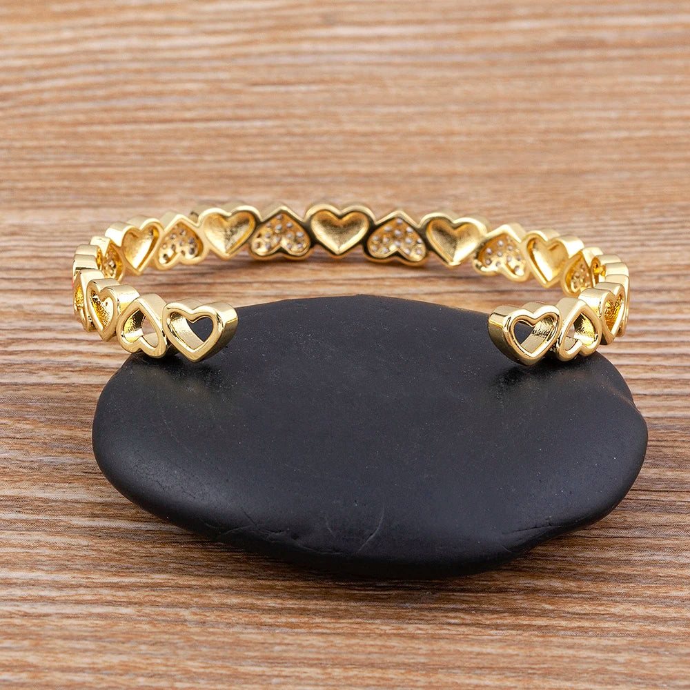 Heart Crystal Bangle