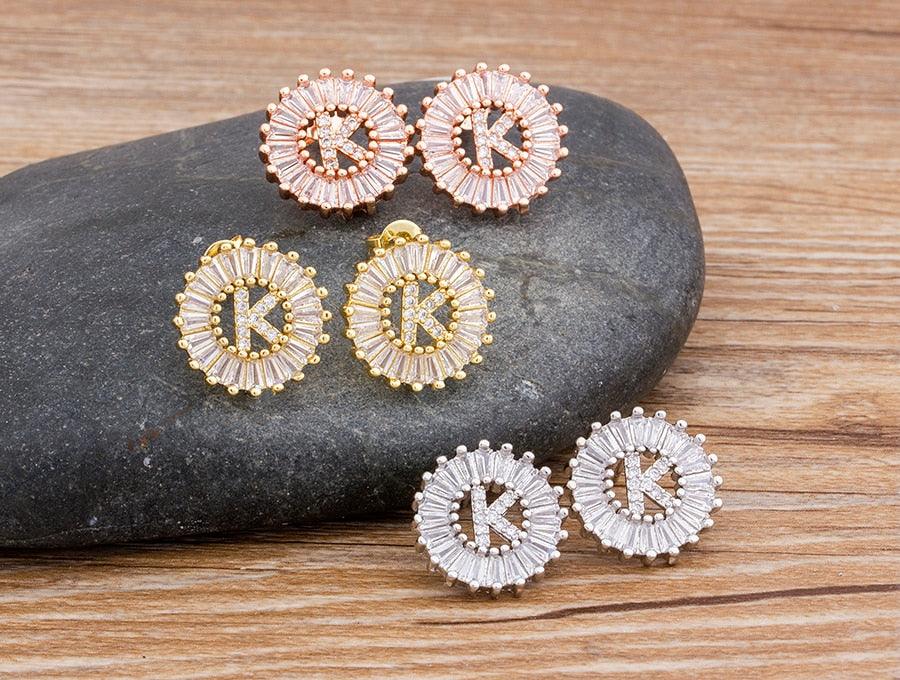 GLAMOR Letter Earrings - Rosetose