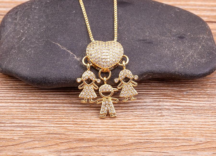 Delight Crystal Heart Necklace - Rosetose