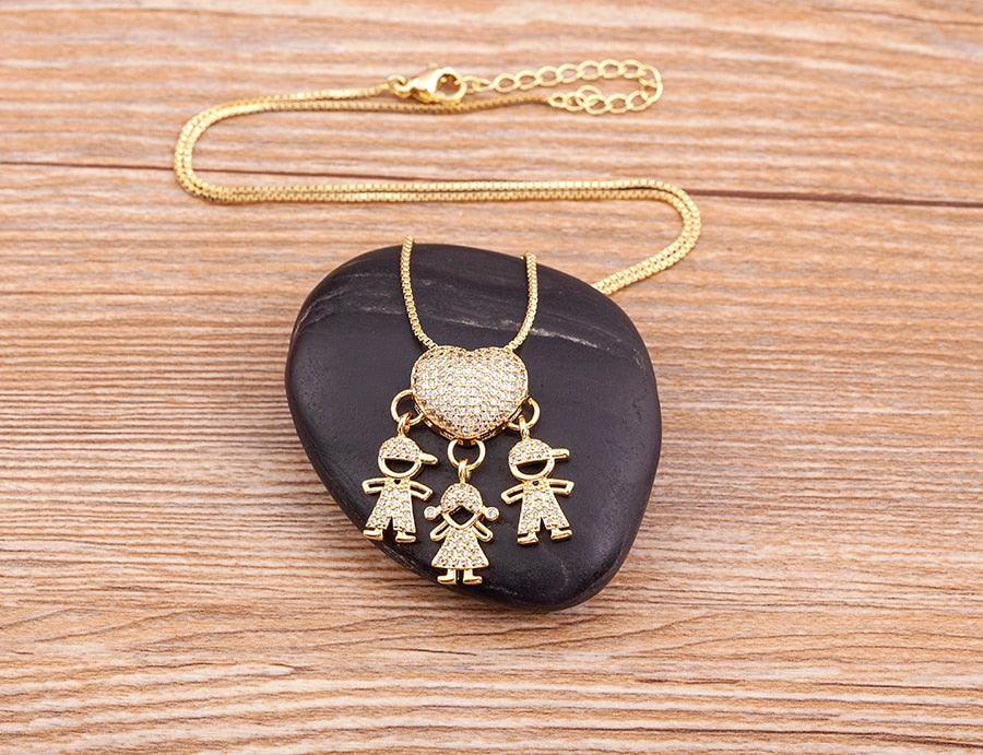 Delight Crystal Heart Necklace - Rosetose