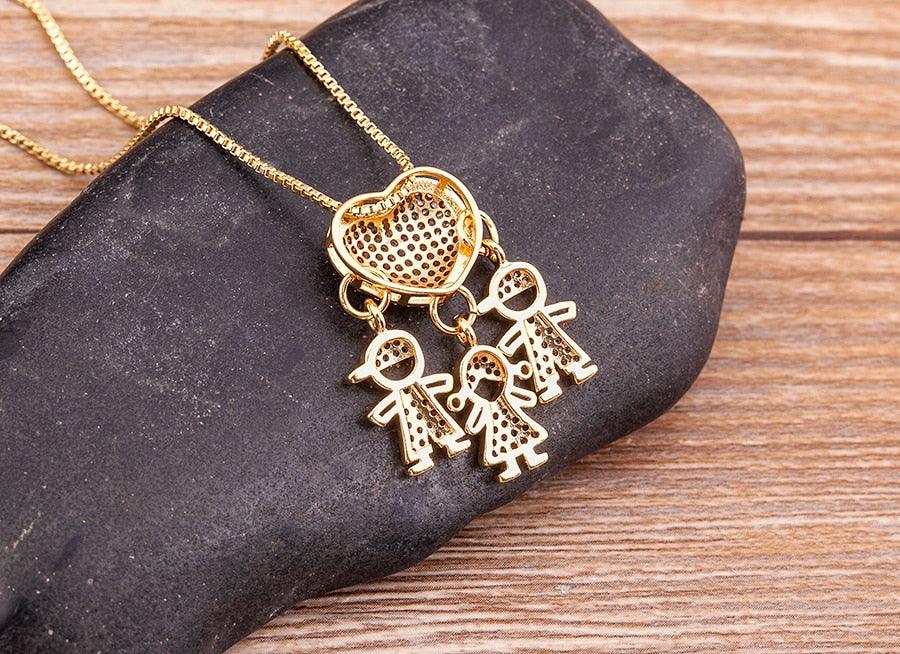 Delight Crystal Heart Necklace - Rosetose