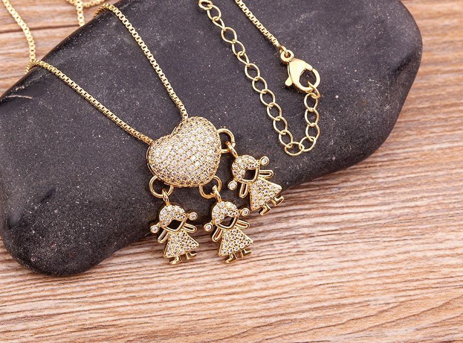 Delight Crystal Heart Necklace - Rosetose