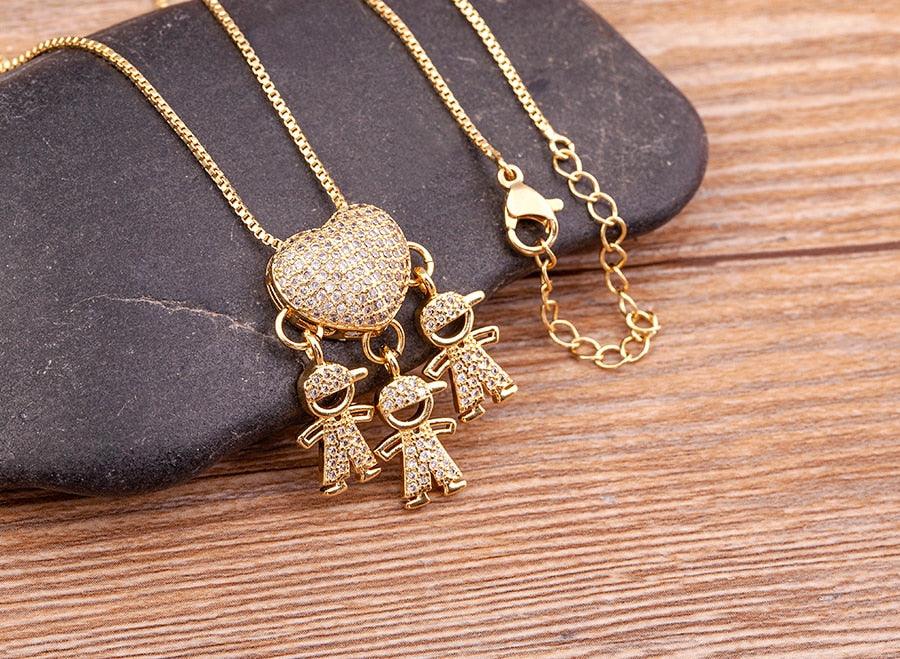 Delight Crystal Heart Necklace - Rosetose