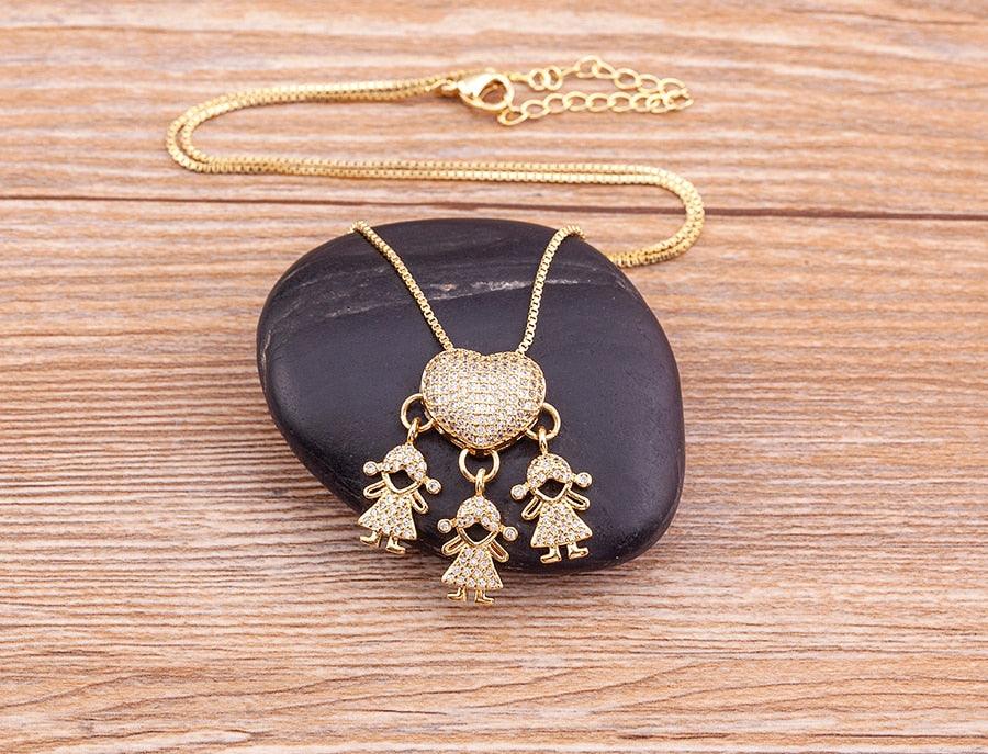 Delight Crystal Heart Necklace - Rosetose
