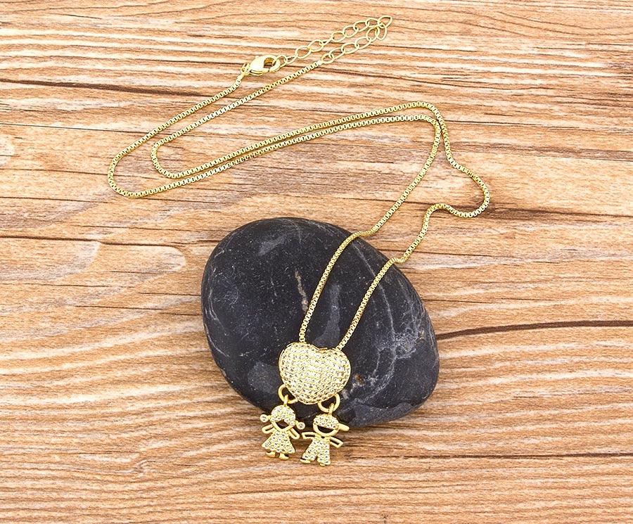 Delight Crystal Heart Necklace - Rosetose